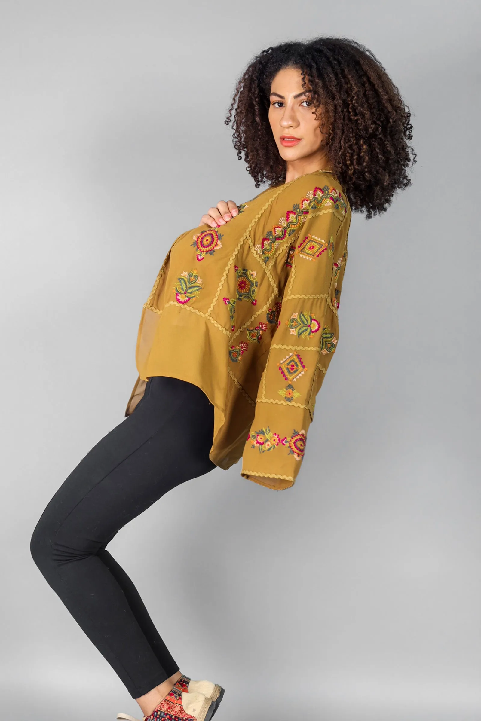 Alivia Embroidered Kimono/Shrug