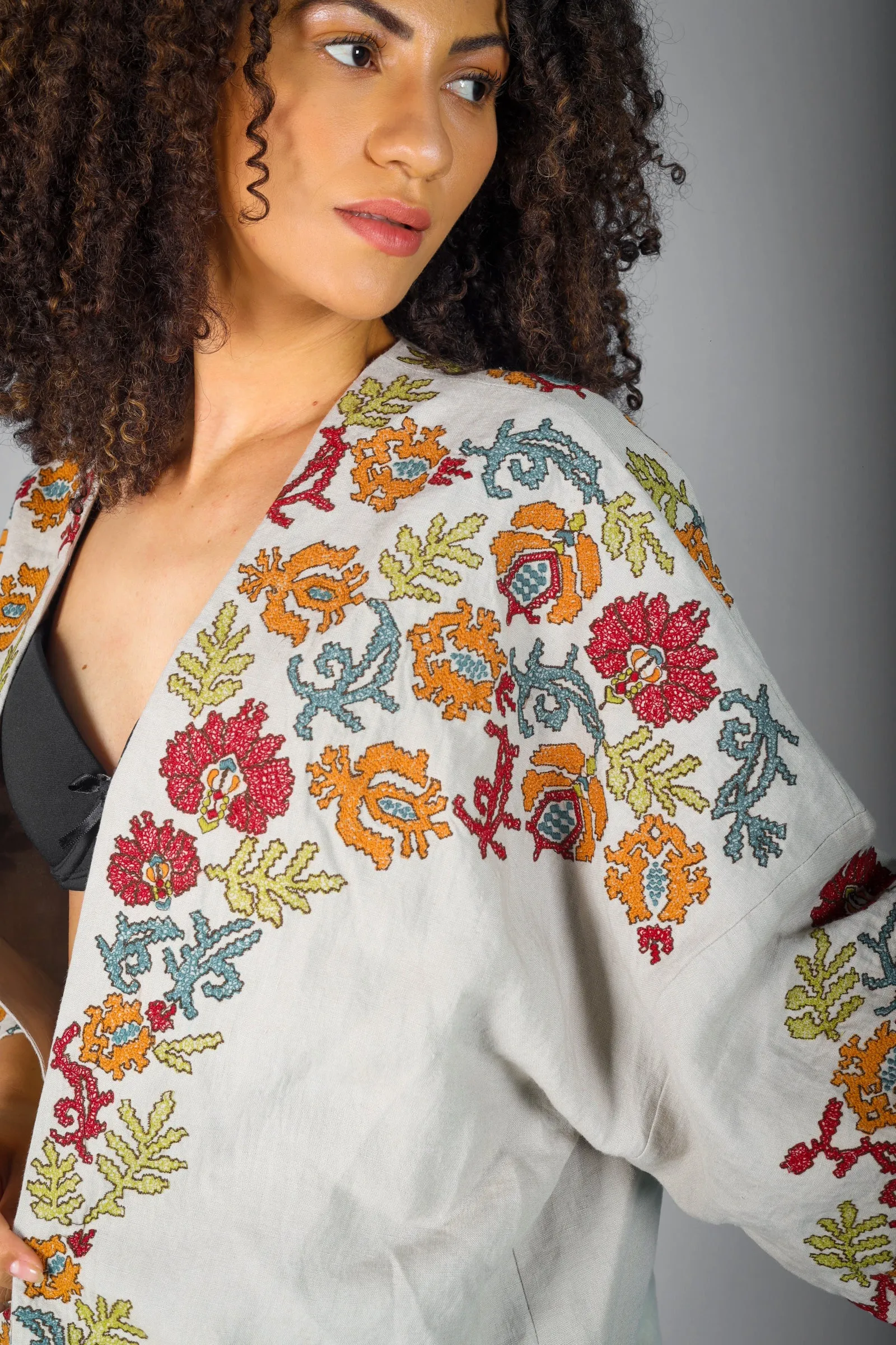 Anouk Embroidered Kimono/Shrug (Free Size)