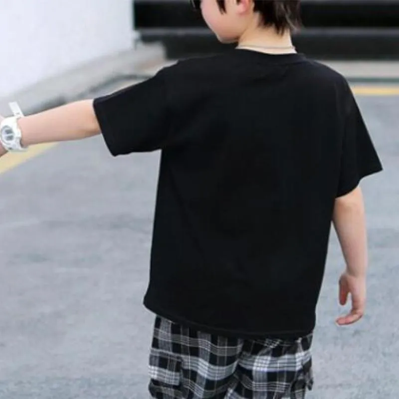 Boy Letter Print T-shirt & Plaid Cropped Pants