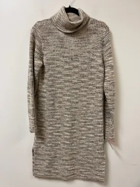 Dress Sweater By Clothes Mentor In Tan, Size: Xs