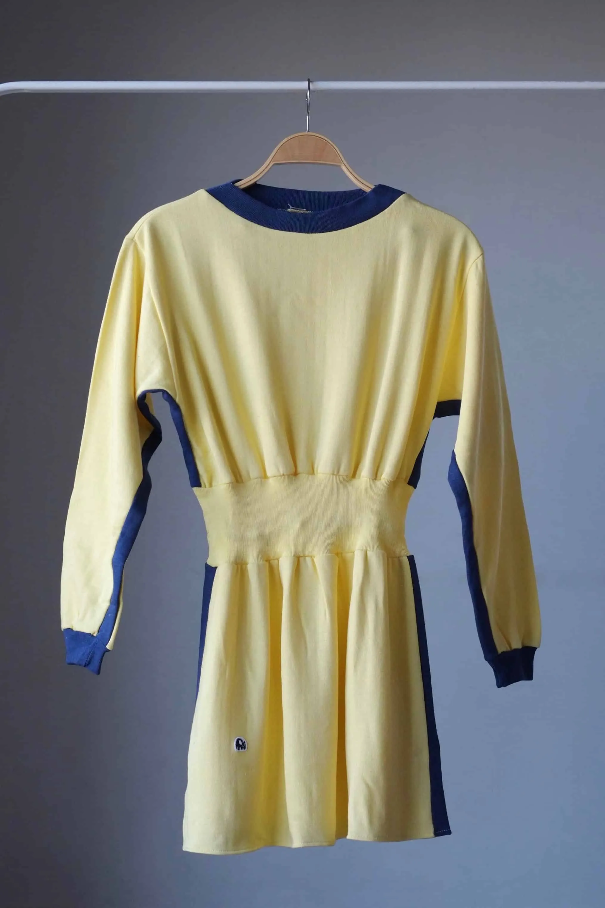 INCOM 80's Sweater Dress