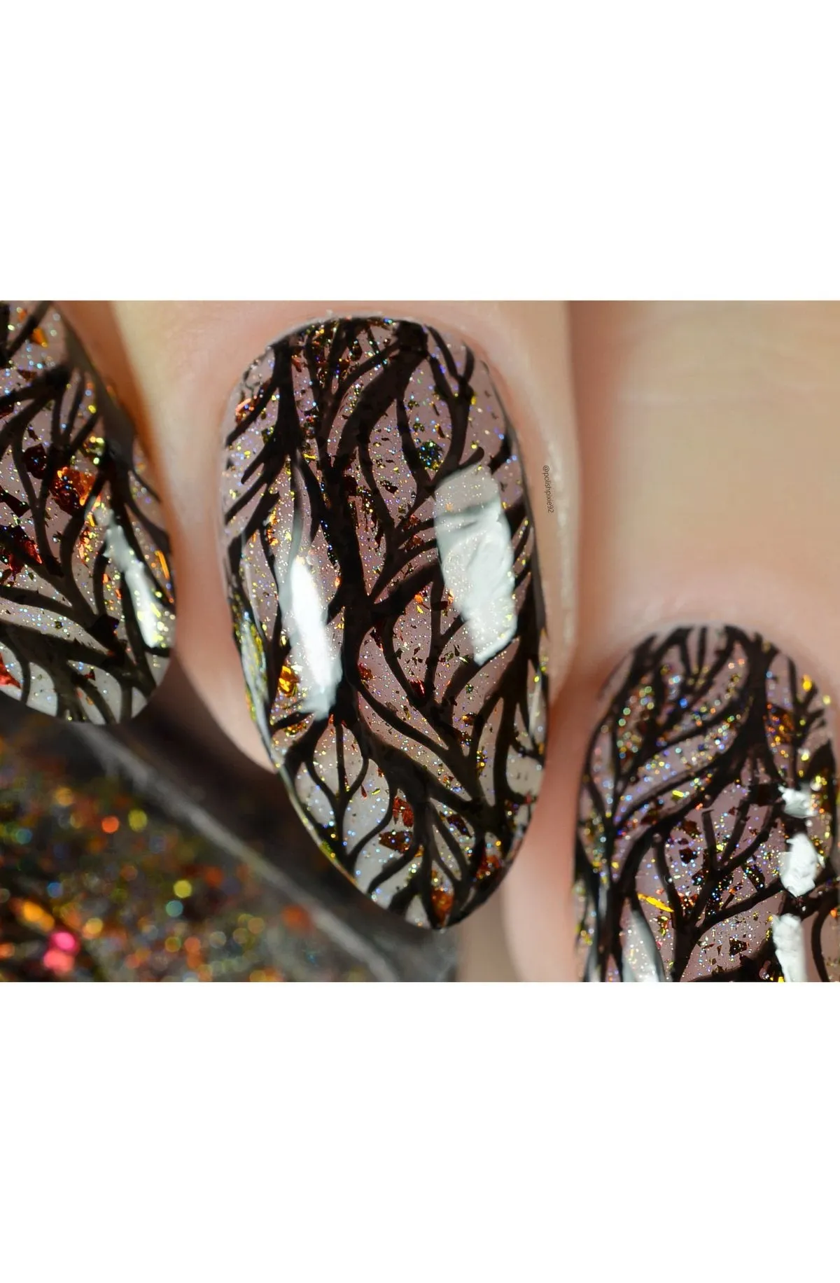 Lovely Leaves 4 - Uber Chic Stamping Plate