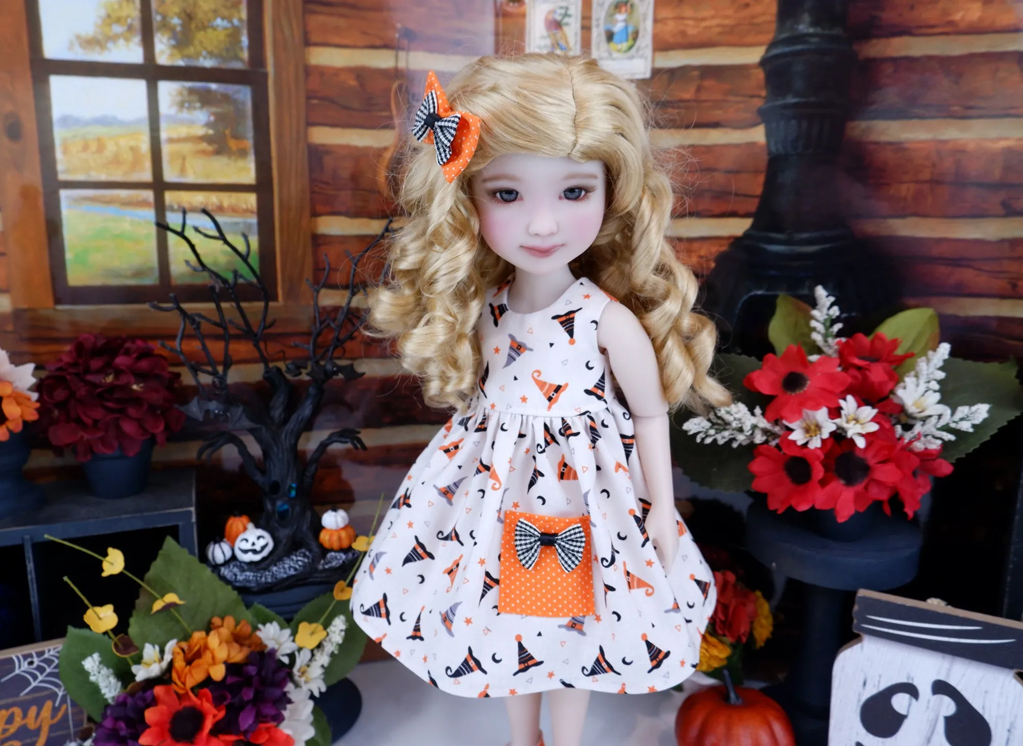 Magic Hats - dress with shoes for Ruby Red Fashion Friends doll