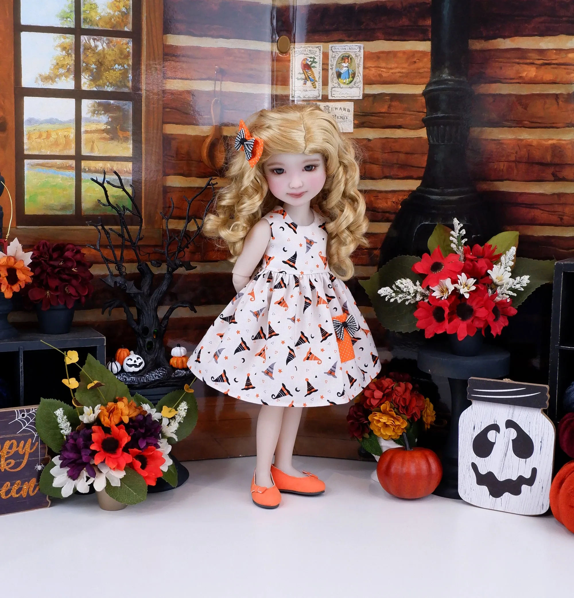 Magic Hats - dress with shoes for Ruby Red Fashion Friends doll