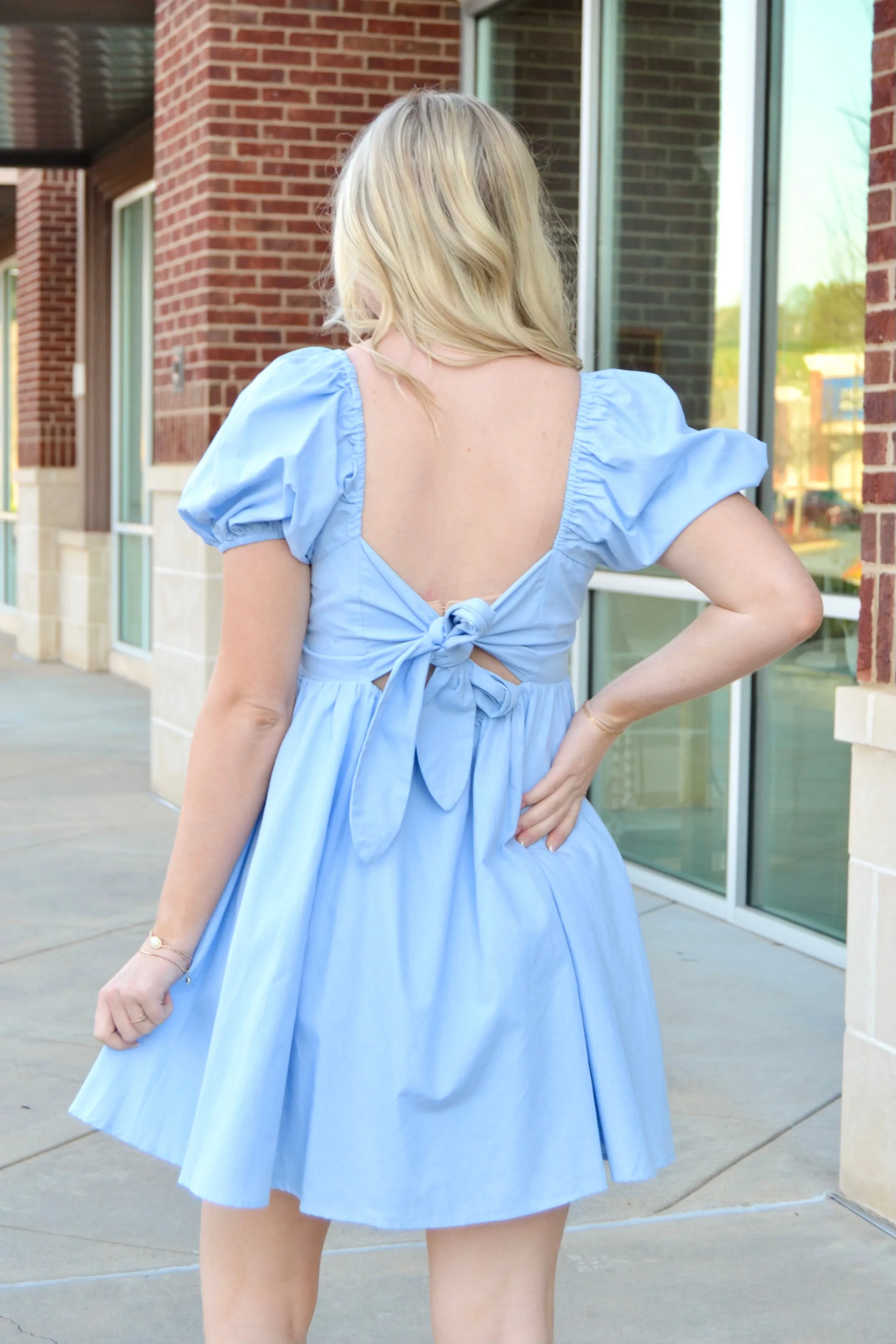 Puff SS tie back dress
