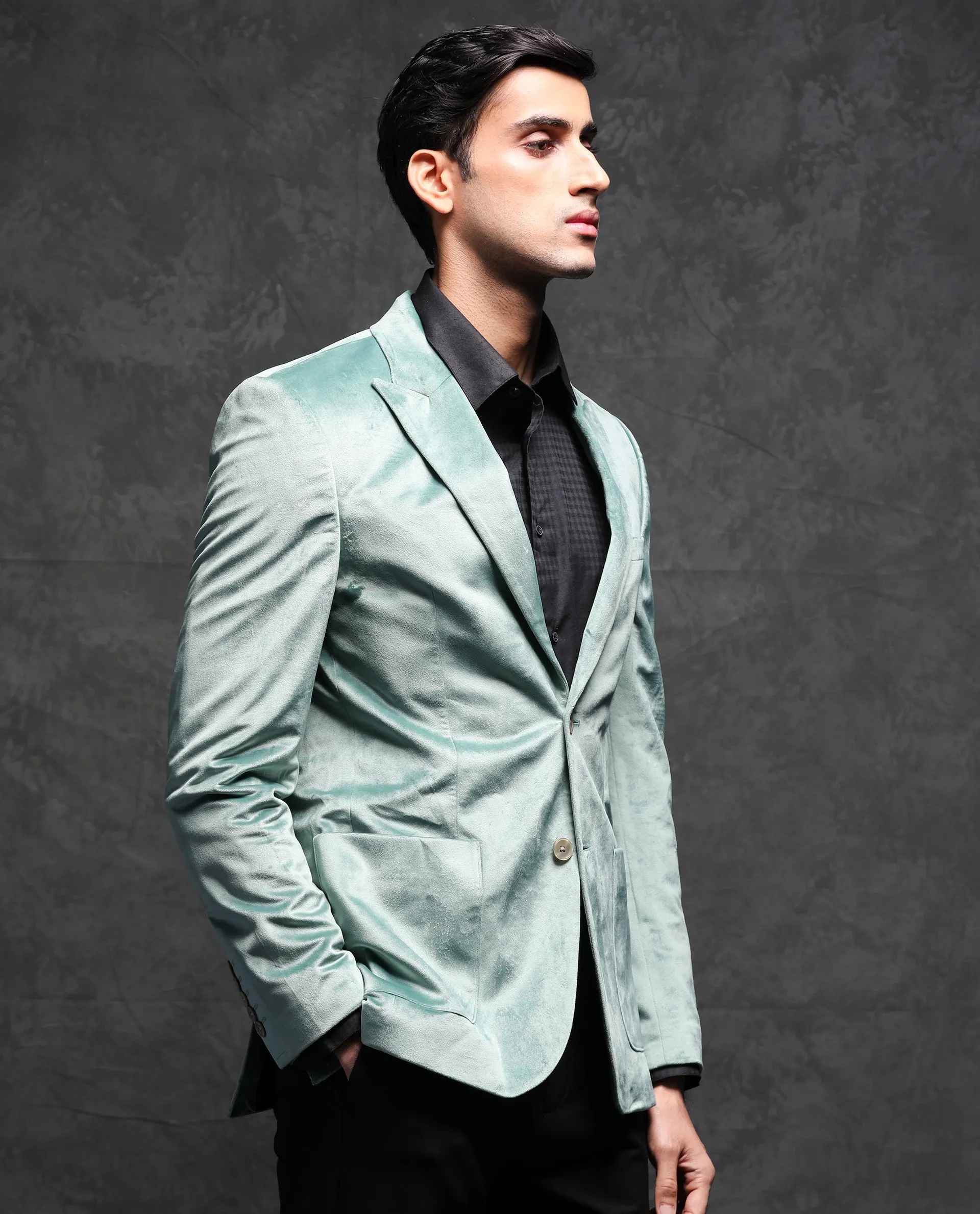 Rare Rabbit Men's Mazey Green Polyester Fabric Peak Lapel Single Breasted Tailored Fit Velvet Blazer