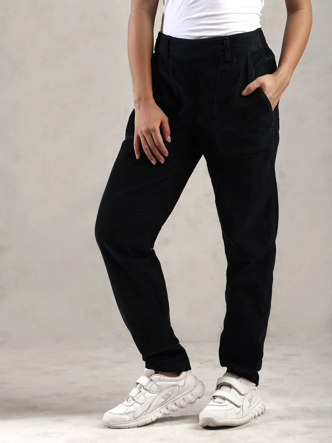 Women Navy Regular Fit Pant