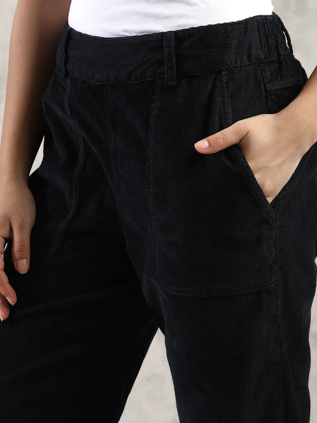 Women Navy Regular Fit Pant